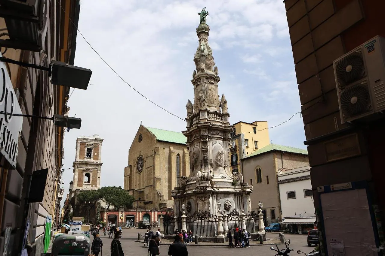 Shabby Chic Apartment In The Vibrant City Center Naples