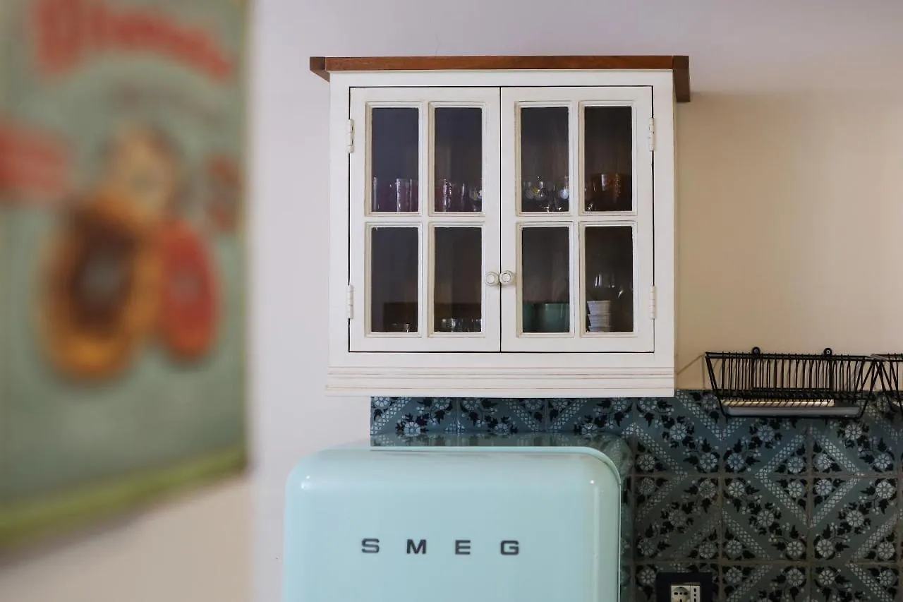 Shabby Chic Apartment In The Vibrant City Center Neapel